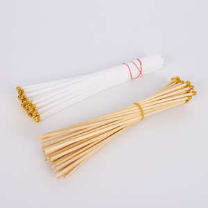 เสาธงไม้ไผ่ขนาด 30 ซม. และ 40 ซม. สำหรับธงถือมือ ใช้สำหรับงานโปรโมชั่น - Product Image 2