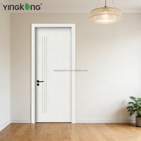Nouvelle arrivée Yingkang : Revêtement de porte en WPC, matériau polymère, protection contre l'humidité et les termites, portes WPC imperméables pour salle de bain