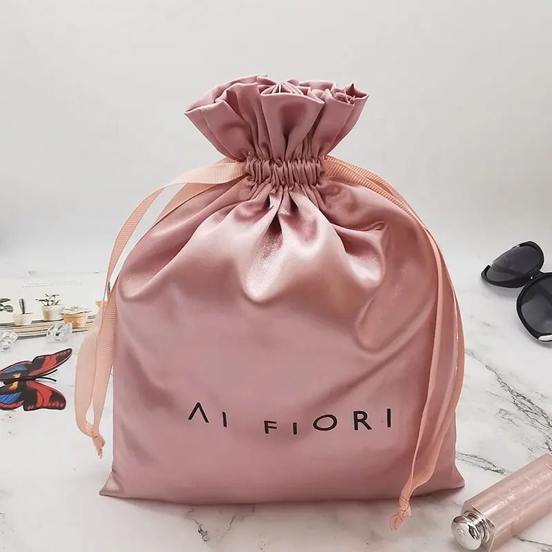 Sacs à poussière personnalisés de luxe en soie pour perruques, sac cadeau à cordon de serrage de qualité pour bijoux cosmétiques lingerie sacs à main pochette en satin pour cheveux