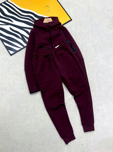 Nuova Collezione 2026: Tuta Sportiva Casual in Cotone <span class=keywords><strong>Tech</strong></span> Fleece con Logo Personalizzato, Set 2 Pezzi con Felpa <span class=keywords><strong>e</strong></span> <span class=keywords><strong>Pantaloni</strong></span> per Uomo, Abbigliamento Sportivo Antivento - Product Image 3