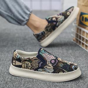 Zapatos de hombre Zapatos casuales de nueva temporada para todas las estaciones Zapatos de tela modernos y a la moda con estampados Zapatos cómodos y relajados - Product Image 2