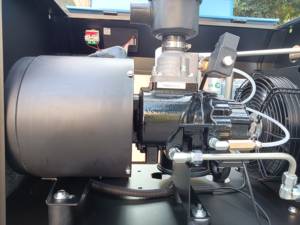 Compresor de Aire de Tornillo Monofásico <span class=keywords><strong>2</strong></span> en 1 Airstone, 5.5KW/7.5HP, Tanque de 200L, Refrigerado por Aire, Motor Lubricado y Unidad de Compresión para Pintura con Aerosol - Product Image 6