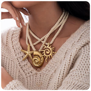 Gioielli estivi alla moda in acciaio inossidabile 18K PVD placcato in oro conchiglia <span class=keywords><strong>stella</strong></span> del sole <span class=keywords><strong>collana</strong></span> con perline a catena - Product Image 4