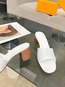 <span class=keywords><strong>Mules</strong></span> tendance à <span class=keywords><strong>talon</strong></span> conique <span class=keywords><strong>en</strong></span> <span class=keywords><strong>bois</strong></span> et bout ouvert carré, couleur néon citron, pour <span class=keywords><strong>femme</strong></span>, idéales au quotidien - Product Image 4