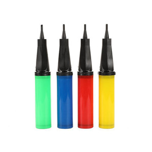 เครื่องสูบลมแบบมือกด 28.5 ซม. พลาสติก สำหรับห่วงยางว่ายน้ำ คละสี - Product Image 4