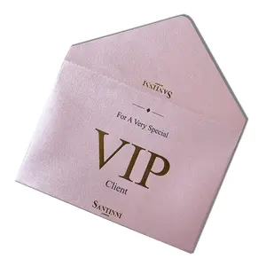 Winslabel Custom Gold Foil Pearlescent Pink Paper Thick Cardboard Embossed Logo VIP Card Clothing Hang Tags Luxury Labels