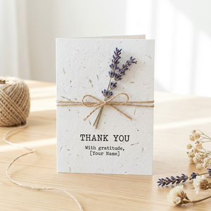 Cartes de remerciement personnalisées en papier vanille fait main avec logo, corde de chanvre et lavande séchée |   Cartes de vœux rustiques personnalisées en gros - Product Image 1
