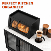 Étagère à vaisselle rustique en bambou à double niveau avec porte ventilée à lattes et poignée pour comptoir de boulangerie ou café