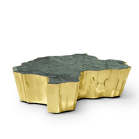 Table basse de luxe haut de gamme avec structure en métal moulé et plateau en marbre naturel du Guatemala, motif Arbre de Vie