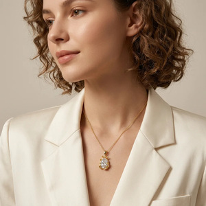 Collar con Colgante <span class=keywords><strong>de</strong></span> Moissanita en Forma <span class=keywords><strong>de</strong></span> Pera <span class=keywords><strong>de</strong></span> 6 Quilates con Acabado Cepillado, Cadena <span class=keywords><strong>de</strong></span> Plata S925 Chapada en <span class=keywords><strong>Oro</strong></span> <span class=keywords><strong>de</strong></span> 14K para Mujer, Compromiso - Product Image 3