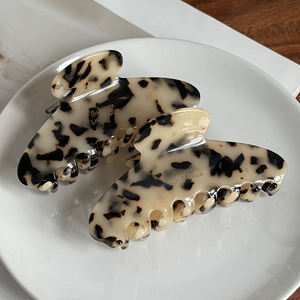 กิ๊บติดผมอะซิเตทลายเสือดาวสไตล์ฝรั่งเศสคุณภาพสูง ยี่ห้อ Kinling รับสั่งทำโลโก้ สำหรับผู้หญิง ขนาดใหญ่ - Product Image 3