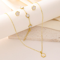 Set de 3 Piezas de Joyería de Moda con Trébol de la Suerte de Cinco Hojas en Aleación, Incluye Collar, Pulsera y Pendientes, Regalo para Mujer para las Fiestas