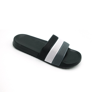 รองเท้าแตะกลางแจ้งสำหรับผู้ชายขนาดเบาระบายอากาศได้ดีชายหาดฤดูร้อนรองเท้าแตะสระน้ำสีดำ - Product Image 3