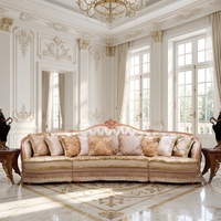 Canapé sectionnel capitonné beige de style victorien français, brodé, de luxe, antique, Chesterfield, avec finition dorée, style palais