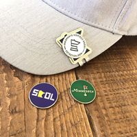 Profesyonel fabrika özel yüksek kaliteli Metal golf şapka tokası Logo tasarımı ile Golf topu şapka süsü