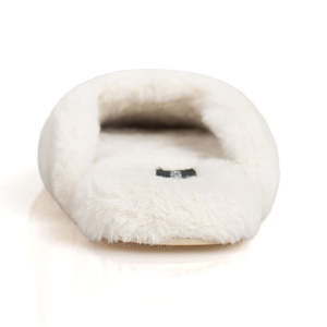 Chaussons d'intérieur ultra-légers et confortables en mousse à mémoire de forme avec fourrure douce pour femme, semelle en caoutchouc, chauds et plats pour l'hiver – Vente en gros - Product Image 2