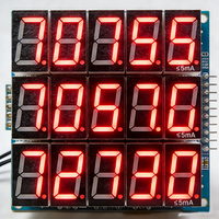 Module de panneau TFT 7 segments personnalisé avec une luminosité élevée de 1500 nits, distance de vision de 10 m, 12 V CC pour tableau de scores électronique et minuteur