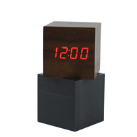 Cube numérique LED rouge petites horloges de Table en bois pour chambre