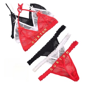 Ensemble de lingerie sexy personnalisable avec lettrage en strass personnalisé et soutien-gorge en dentelle transparente G-String pour culotte Tangas à lettres dorées - Product Image 2