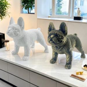 Figurine artistique sculptée en résine époxy d'animal créatif, bouledogue marchant, art populaire nordique, décoration de bureau, salon, maison - Product Image 3