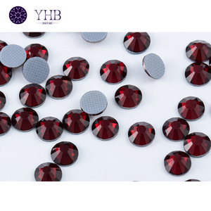 China Calidad superior Más popular SS6/SS8/SS10 Tamaños pequeños Muchos colores Fatback Hotfix Rhinestones - Product Image 1