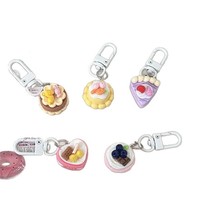 Porte-clés en plastique en forme de gâteau 3D mignon et exquis, épinglette amusante pour Instagram, ensemble d'accessoires pour sac à dos