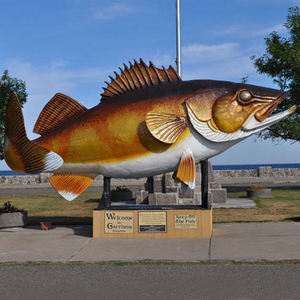 Decorazione in fibra di vetro scultura di pesce grande statua di pesce in resina arti per il giardino del mare - Product Image 1