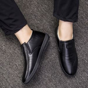 Chaussures d'hiver chaudes pour hommes 2022, en velours et coton, chaussures de costume élégantes, chaussures décontractées en cuir - Product Image 3