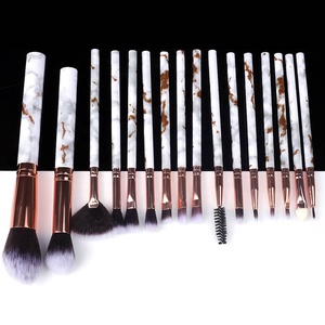 Meakup Fournisseur De Noël Fait Main En Plastique Mélangeur Sans Cruauté 15 Pièces Maquillage Brosse Ensemble - Product Image 3