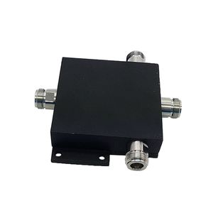 Divisor de Potencia RF Wilkinson de 3 Vías, 670-2700MHz, 50W, con Conector Hembra N - Product Image 4