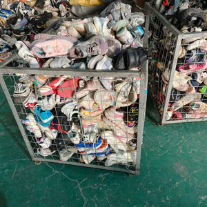 Прямые поставки с фабрики: оптовая продажа б/у обуви, бывшие в употреблении спортивные кроссовки в тюках. - Product Image 5