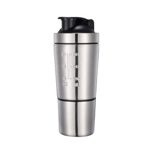 Botella de coctelera para gimnasio con contenedor de proteínas - Product Image 3