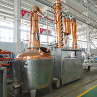 Alambic hybride en cuivre DYE 1000L pour la distillation du gin et du whisky