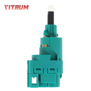 สวิตช์ไฟเบรก YITRUM 726945511 สำหรับโฟล์คสวาเก้น ออดี้วัสดุ ABS สวิตช์อัตโนมัติ - Product Image 2