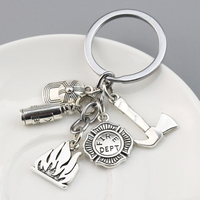 Porte-clés Thème Pompier Argenté : Casque de Secours, Extincteur, Flamme, Tuyau – Breloques Multiples, Pendentif Métallique, Cadeau