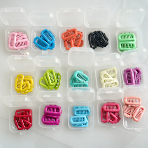 Barrettes à cheveux miniatures en plastique colorées pour petits chiens, vente en gros, pour animaux à poils longs, chiens malinois, lot en vrac - Product Image 4