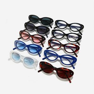 Gafas de Sol Ovaladas con Marco Colorido de PC, Diseño Personalizado con Logotipo 2025, para Hombre y Mujer, Protección UV400, Marco Pequeño, Estilo Ojo de Gato - Product Image 3