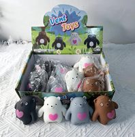 Jouet sensoriel anti-stress en TPR souple en forme d'ours mignon avec cœur rose à presser