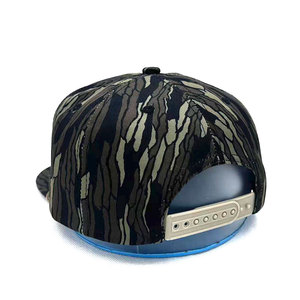 Gorra de Béisbol Plana de 5 Paneles con Diseño de Camuflaje para Hombre, Gorra de Papá con Logotipo de Animal Personalizado y Dobladillos de Cuerda a la Moda - Product Image 3