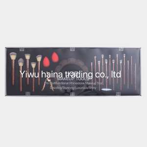 <span class=keywords><strong>JOS</strong></span> Nuevo Set de Regalo de 23 Brochas de Maquillaje de Pelo Sintético con Lazo para el Pelo de Diamantes y Rizador de Pestañas Adecuado para Rostro y Labios - Product Image 4