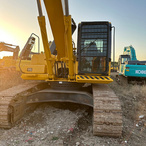 Excavatrice sur chenilles hydraulique Komatsu PC360 d'occasion de 36 tonnes, modèle 2022, avec moteur, boîte de vitesses, pompe, PLC, moteur, engrenages et godet de 1,6 m - Product Image 2
