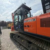 Excavatrice d'occasion 21 tonnes Hitachi ZX210LC-5A, pelle hydraulique d'occasion, Hitachi Zaxis210 d'occasion