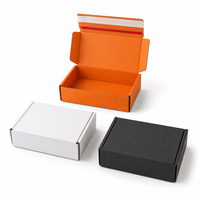 Boîte d'expédition en carton auto-adhésive recyclable, impression personnalisée du logo, emballage en carton ondulé pour vêtements, cadeaux et électronique