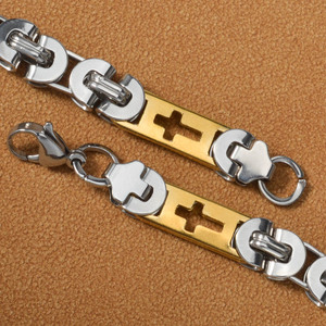 Bijoux de mode personnalisé 18k plaqué or en acier inoxydable croix Byzance chaînes à maillons colliers pour femmes - Product Image 4