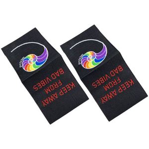 Étiquettes tissées personnalisées, étiquettes tissées colorées pour le cou, étiquettes tissées pliées en damassé pour vêtements - Product Image 2