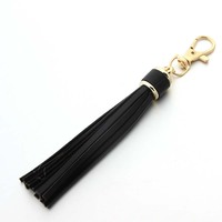 Porte-clés multicolore à pompon de 10cm de long pour femmes DIY Car Bag Pendant Accessories Gift PU Leather Keychains