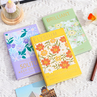 Diario de Tapa Dura con Diseño Floral Vintage - 120 Hojas, Cuaderno en Blanco con Encuadernación Cosida con Hilo, Personalizable, con Patrón Bonito, Papel de Regalo para la Escuela
