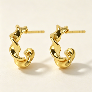 Pendientes de Oro Chapado Brillante Vintage, Impresionantes y Gruesos con Diseño Trenzado para Mujer - Product Image 1