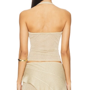 Conjunto de Dos Piezas Casual de Verano para Mujer, Diseño Personalizado OEM, Top Corto Delgado de Color Sólido, Falda Irregular de Cintura Baja, Elegante Conjunto de Tul - Product Image 2