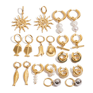 Ensemble de boucles d'oreilles pendantes élégantes, ton or, perles, poissons, soleil, bijoux de fête, acier inoxydable, boucles d'oreilles tendance - Product Image 5